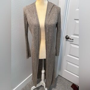 Zara cardinal size small